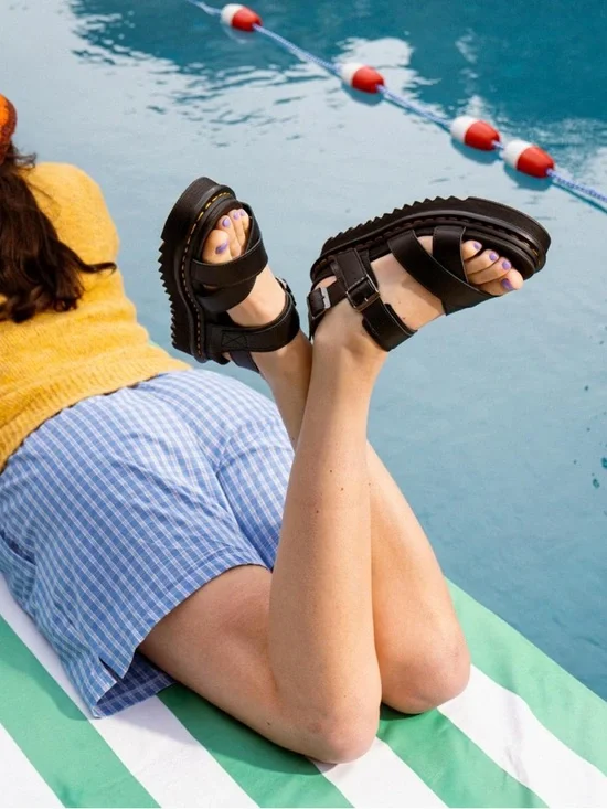 Voss II Dr. Martens Cross Strap Sandals Women’s Docs Black Leather - Picture 3 of 9